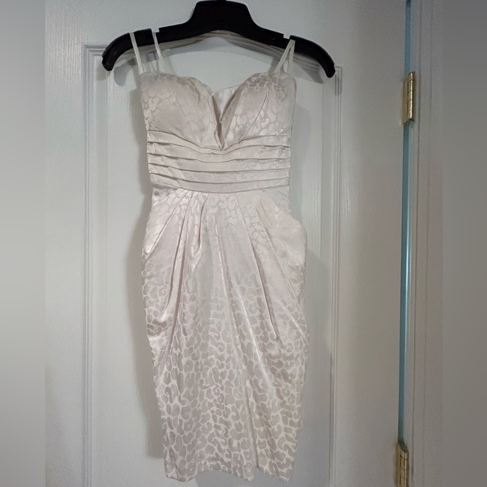 White Jacquard mini dress with pockets